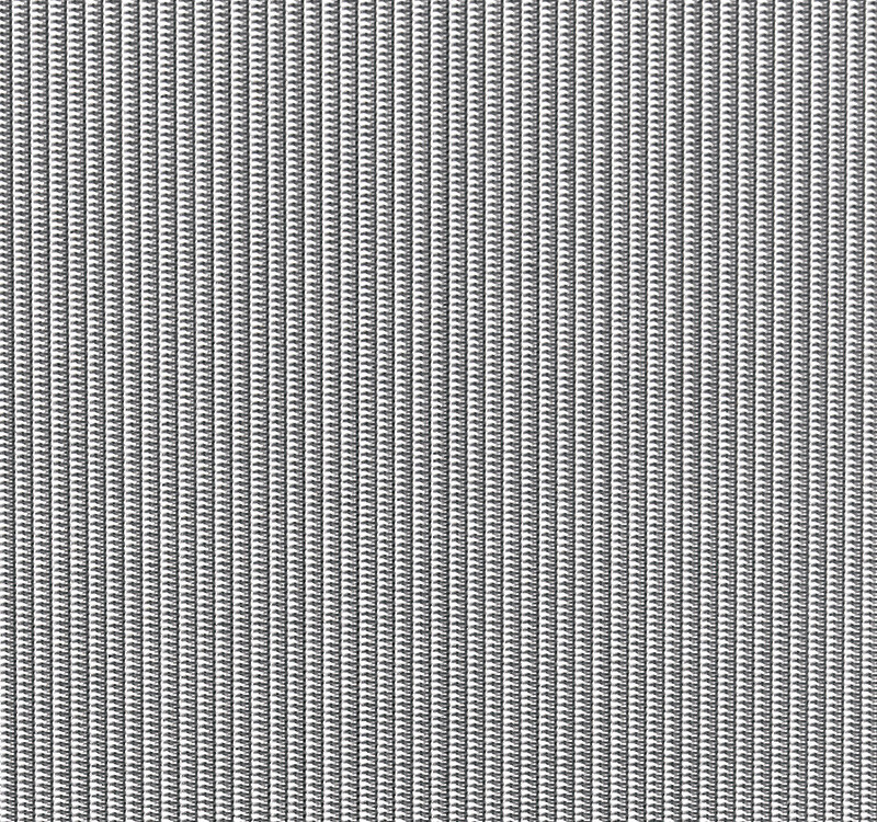 Interweaved with warp threads and weft wires of different diameters.